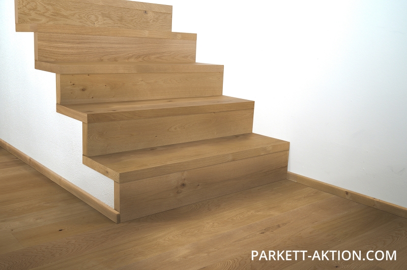 Parkett Treppen Profil L modern aus Art.Nr.: 130511 Eiche astig markant geölt