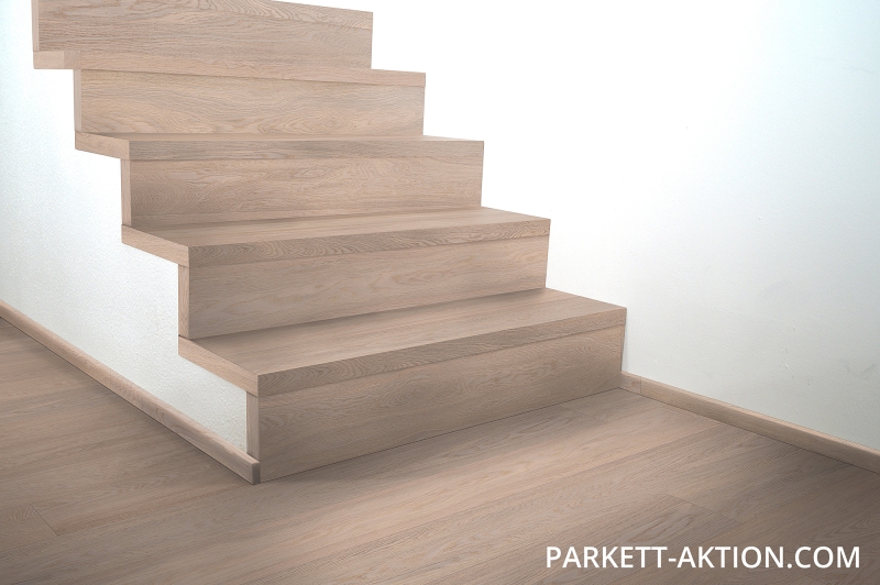Parkett Treppen Profil L modern aus Art.Nr.: 131102 Eiche Natur weiss geölt